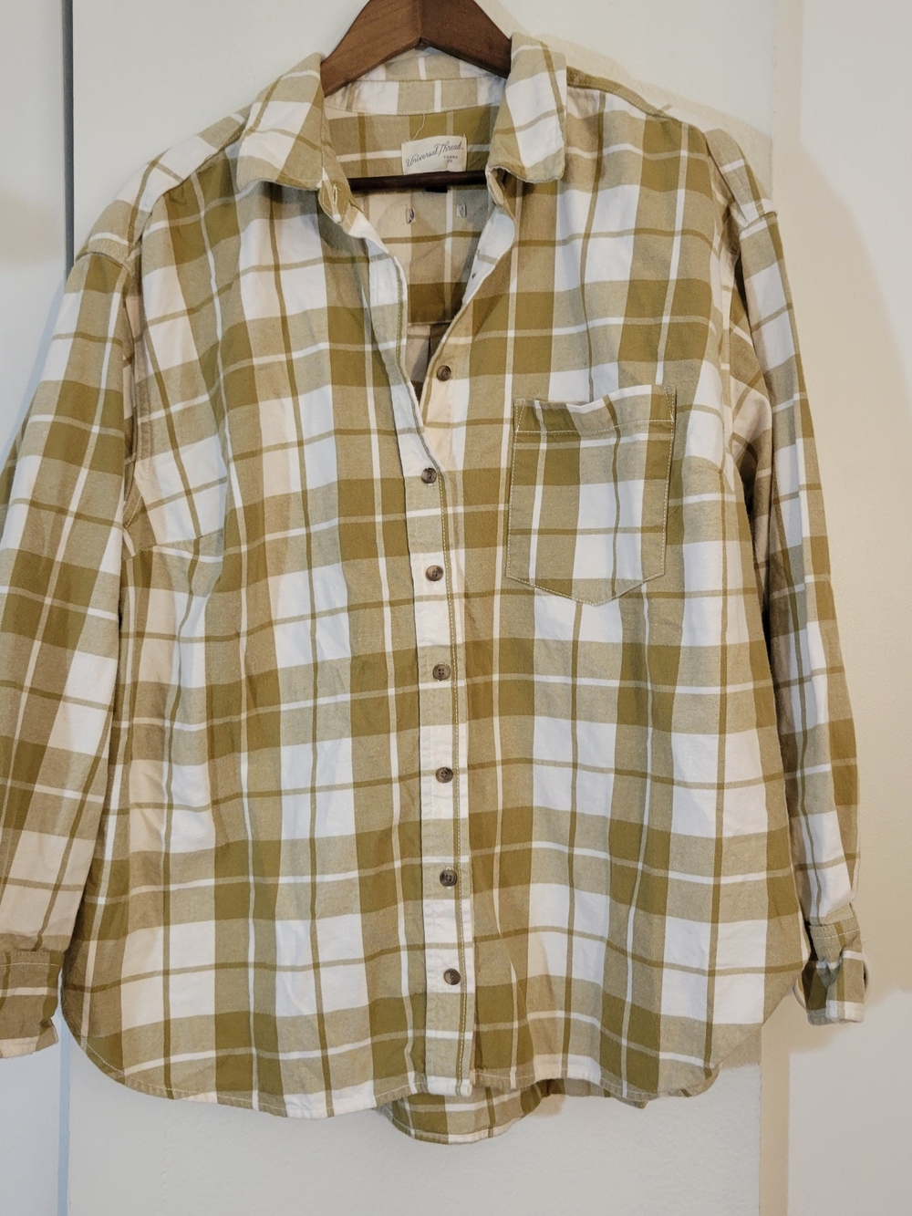 Universal Thread Olive and White Plaid Button-Down Shirt Shacket 100 % Cotton